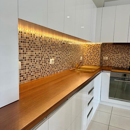 Belaire Luxury Apartment Sarandë Exterior foto